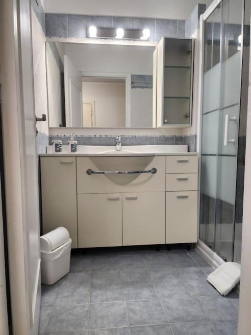 Appartement Ambassadeur Menton Exterior photo